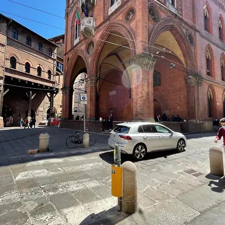 Suite Due Torri Appartement Bologna